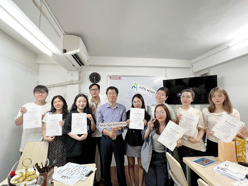 Chinh phục N4 cùng Nhật ngữ Kiến Minh (Hajime Nippon)